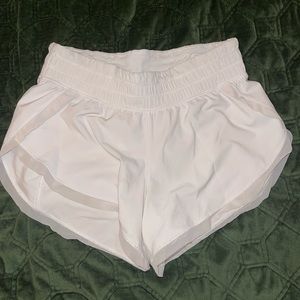 White Lulu Shorts w Mesh trimming